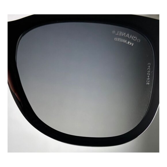 CHANEL Signature 5270 501/s8 Black & Silver /Gray Polarized - Picture 6 of 8